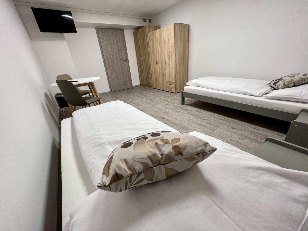 Hostel H18 Bardejov Eksteriør bilde
