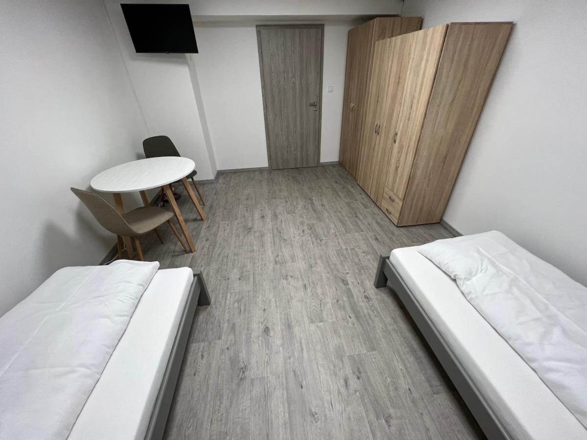 Hostel H18 Bardejov Eksteriør bilde
