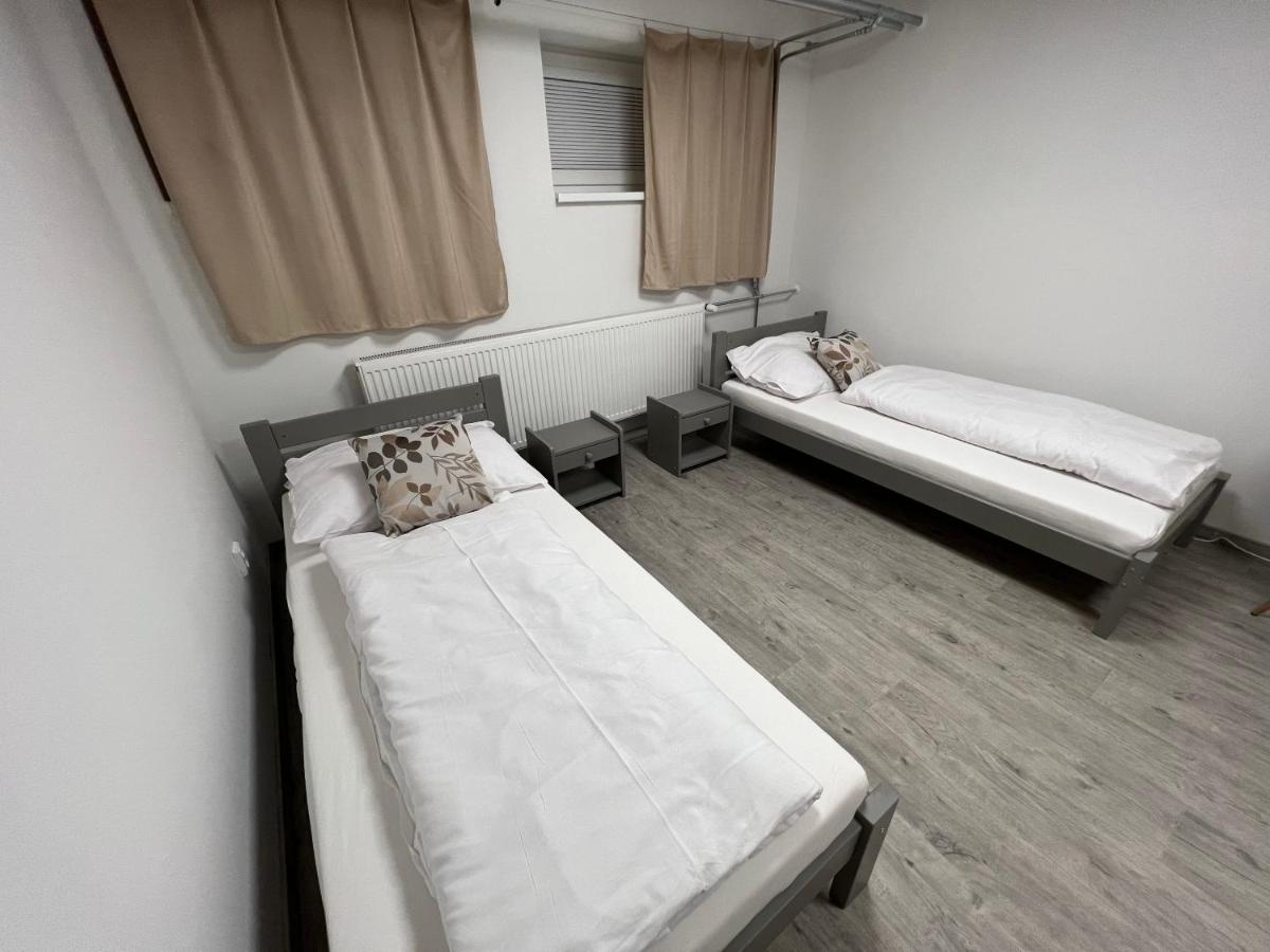 Hostel H18 Bardejov Eksteriør bilde