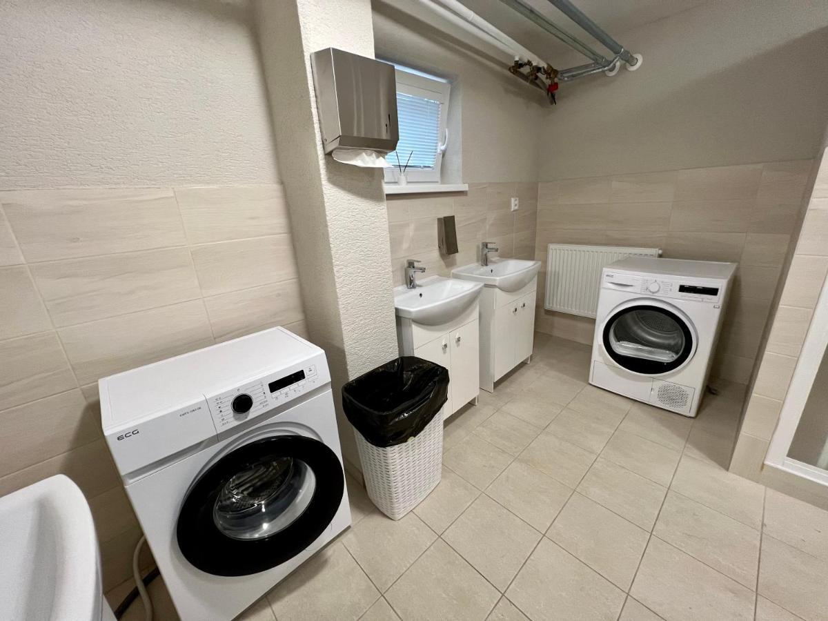 Hostel H18 Bardejov Eksteriør bilde
