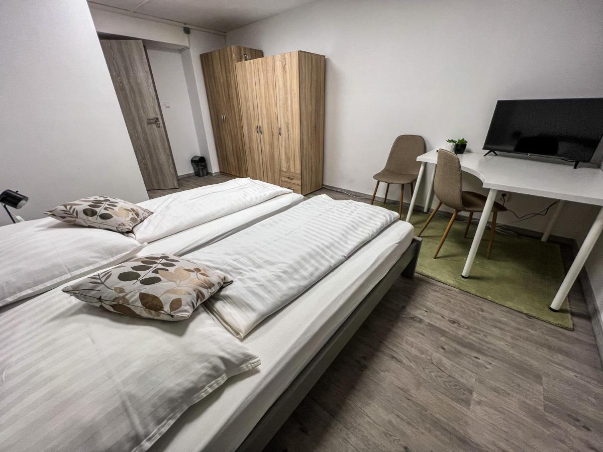 Hostel H18 Bardejov Eksteriør bilde